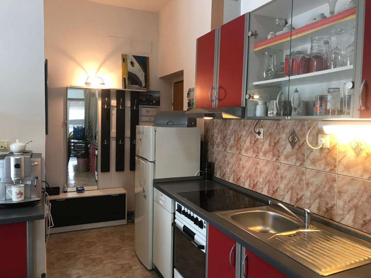 Botic Apartments Šilo Exteriör bild